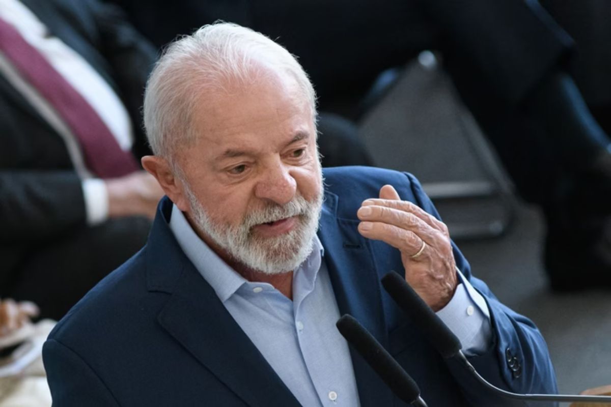 Lula e Trump conversam por telefone e acertam retomada de negociações sobre o tarifaço