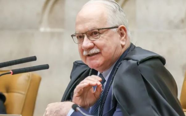 Edson Fachin rejeita afastamento de Flávio Dino em processos eleitorais no Supremo