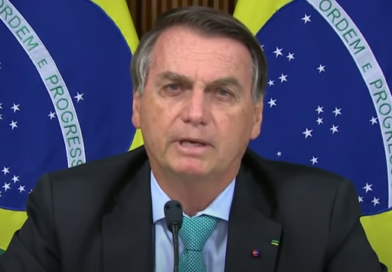 Advogados de Bolsonaro acionam STF contra proibição de visitas e acusam “limitação ideológica” Advogados de Bolsonaro acionam STF contra proibição de visitas e acusam “limitação ideológica”