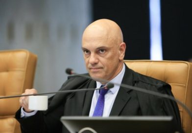 Deputado aciona CNJ para investigar conduta de Moraes no caso Master