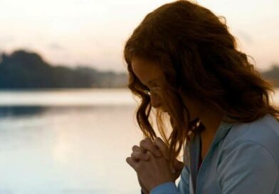 Deus não está por trás dos nossos problemas: compreendendo a origem do bem e do mal Deus não está por trás dos nossos problemas: compreendendo a origem do bem e do mal