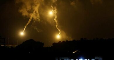 Vídeos mostram dezenas de foguetes sendo lançados contra o Norte de Israel