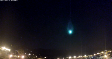 Enorme meteorito tem explosão impressionante em Saragoça, na Espanha