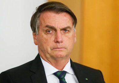 Perícia médica atesta necessidade de cirurgia e tratamento imediato para Bolsonaro