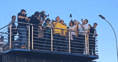 Bolsonaro reúne multidão em Brasília por anistia com discursos inflamados; veja vídeos