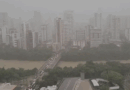 Temporal intenso castiga Recife: aulas canceladas e cidade pede para população ficar em casa
