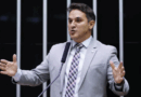 Oposição vai à PGR contra ministro Carlos Lupi por omissão do INSS
