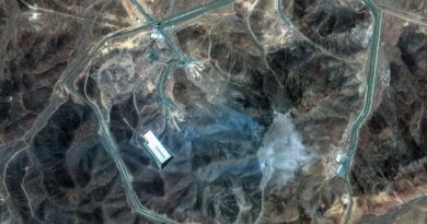 Imagens revelam a extensão da destruição das instalações nucleares do Irã após ataques dos EUA com bombardeios furtivos B-2