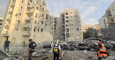 Ataque severo do Irã com mísseis deixa mortos e mais de 20 feridos em Israel; veja vídeos