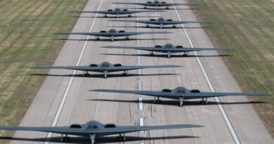 EUA mobilizam bombardeiros nucleares na expectativa de ordem de Trump para atacar o Irã
