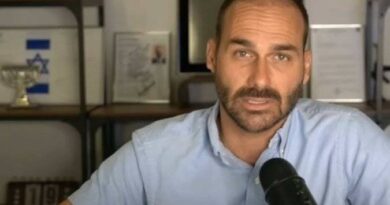 Eduardo Bolsonaro pede sanções da Argentina e da União Europeia contra Brasil e Moraes