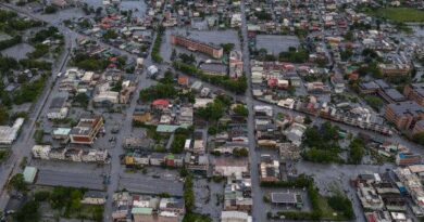 Supertufão Ragasa enfraquece rumo ao Vietnã, após inundações deixar grande destruição na China, Taiwan e Filipinas.