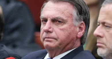 Projeto de anistia da oposição visa anular inelegibilidade de Bolsonaro e perdoar aliados em inquéritos do STF