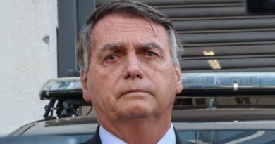 Bolsonaro obtém autorização de Alexandre de Moraes para procedimento médico