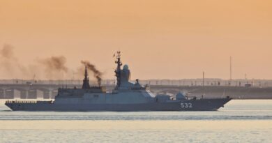Lavrov avisa “OTAN e UE Já estão em guerra com a Rússia” enquanto navio da Marinha russa é flagrado na costa da Dinamarca após incursão de drones