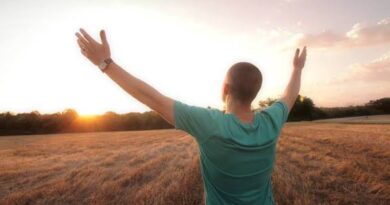 Nunca esqueça: você é digno de viver dias leves, de ter sonhos realizados e de experimentar o melhor que Deus preparou para você