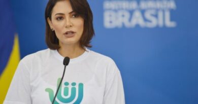 Michelle Bolsonaro se manifesta sobre indícios de disputar o Planalto em 2026