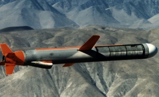 Mísseis Tomahawk são aprovados pelo Pentágono para Ucrânia em meio a alertas nucleares Mísseis Tomahawk são aprovados pelo Pentágono para Ucrânia em meio a alertas nucleares
