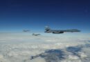 Aviso a Moscou: EUA movem bombardeiros para perto da Rússia em meio a sanções