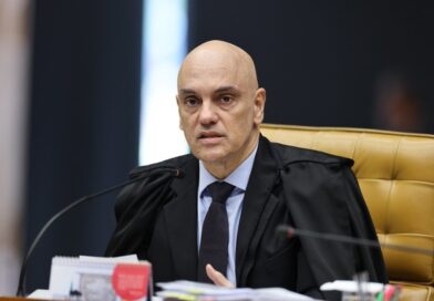 Carta de Bolsonaro gera investigação: Moraes aciona MPE contra Flávio por propaganda antecipada
