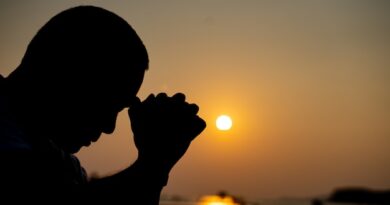 Mesmo quando a fé enfraquece, Ele continua agindo, preparando conquistas e bênçãos que vão te surpreender