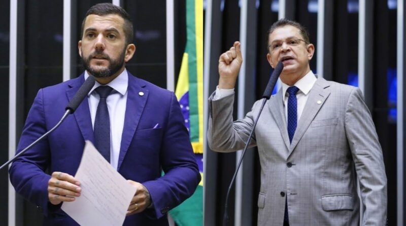 Deputados Sóstenes Cavalcante e Carlos Jordy são alvos de Operação Galho Fraco da Polícia Federal