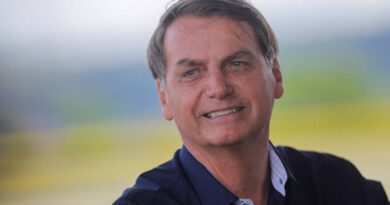 Internado em Brasília, Bolsonaro realiza segunda cirurgia; médicos detalham novo procedimento