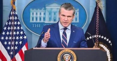 EUA determinam saída imediata de seus cidadãos da Venezuela em meio a ataque militar iminente