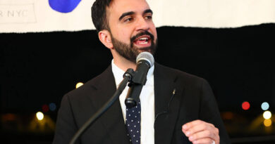 Mamdani desafia comunidade judaica e anula decretos sobre antissemitismo para revolta de Israel