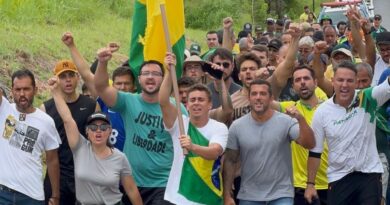 Aliados de Bolsonaro convocam atos em SP e Brasília neste domingo por prisão domiciliar
