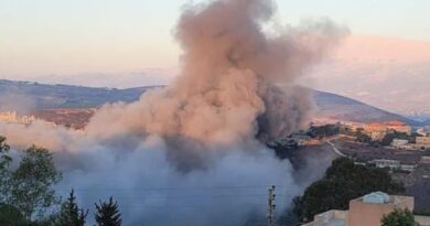 Forças de Israel lançam onda de ataques aéreos contra alvos no sul do Líbano e elimina agente do Hezbollah; vídeos
