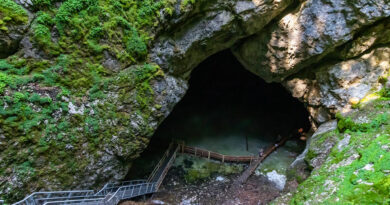 Bactéria milenar é encontrada no gelo da Romênia e desafia antibióticos modernos