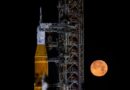 NASA prepara foguete gigante para levar primeira tripulação lunar desde 1972