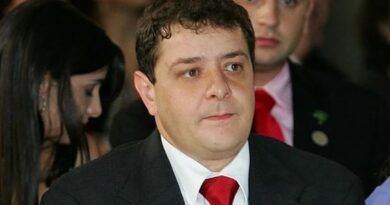 PF mira Lulinha em pedido ao STF por suspeita de tráfico de influência
