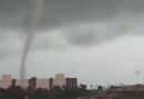 Tornado surpreende moradores e destelha casas em Pelotas no Rio Grande do Sul; vídeo