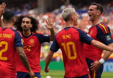 Com gol salvador de Merino, Espanha elimina a Bélgica e marca encontro com a França na semifinal da Copa