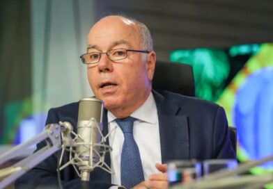 Risco de invasão dos EUA? oposição aciona STF contra chanceler de Lula após falta em comissão
