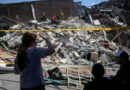 Terremoto na Colômbia: mortos aumentam, cidade fica 80% destruída e equipes correm em busca de sobreviventes; vídeo