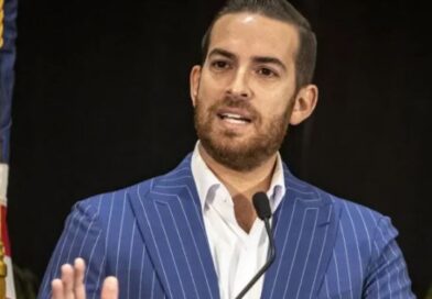 Indicado por Trump para embaixador no Brasil, Daniel Perez é aprovado pelo Senado dos EUA em meio a crise diplomática Indicado por Trump para embaixador no Brasil, Daniel Perez é aprovado pelo Senado dos EUA em meio a crise diplomática