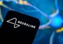 Neuralink avança em interface cérebro-computador e paciente converte pensamentos em texto; vídeo