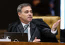 Ministro Mendonça paralisa julgamento no TSE que reverteria sua decisão sobre vídeo de Lula contra Flávio