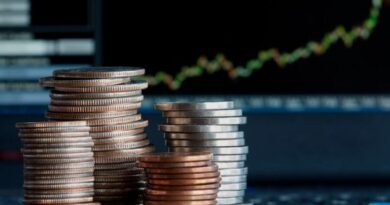Ibovespa dispara embalado por projeções de possível vitória de Flávio Bolsonaro no segundo turno Ibovespa dispara embalado por projeções de possível vitória de Flávio Bolsonaro no segundo turno